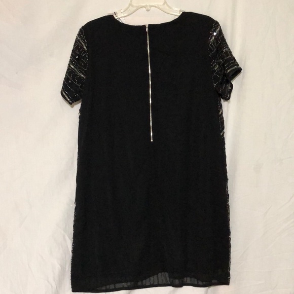 Embellished Cap Sleeve Shift Dress - Picture 2 of 4